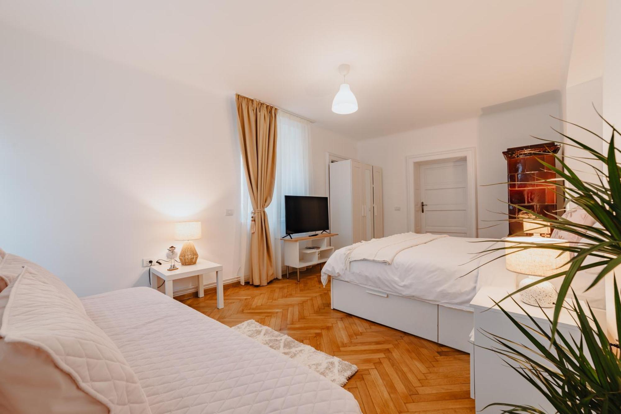Anastasia Apartments With Parking Brașov Exterior foto